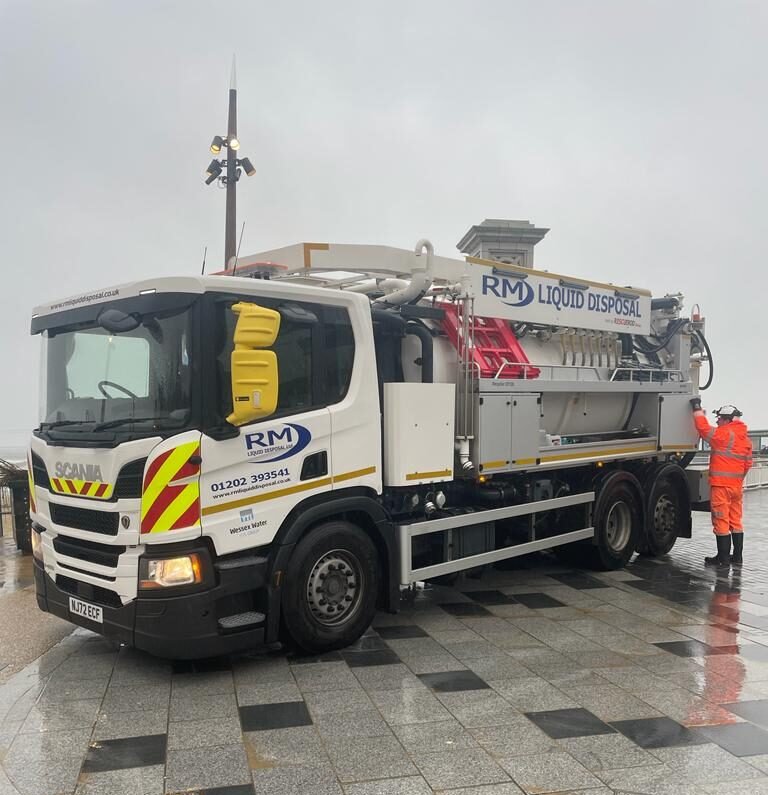 RM Liquid Disposal Vacuum tanker hire across Dorset